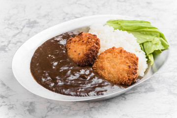ブラックカツカレー