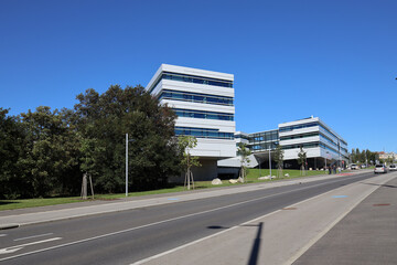 FH Campus Wien ist eine Fachhochschule, welche sich in der Favoritenstraße unweit des Verteilerkreises befindet. Studieren in Wien.