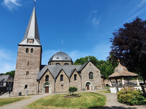 St.-Blasius-Pfarrkirche in Balve, Deutschland