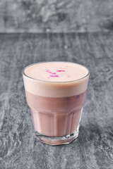 Raf coffee in facetted glass