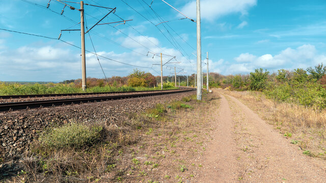 A road parallel to the tracks