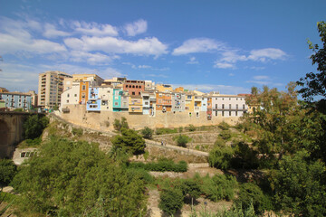 Obraz premium Casas de colores sobre en río Amadorio, Villajoyosa, España