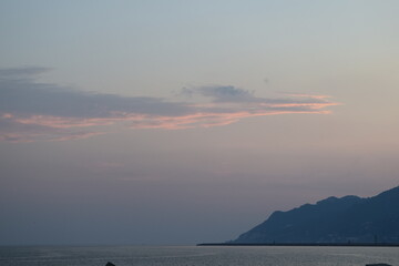 paesaggio di mare al tramonto