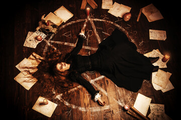 redhead Gothic lady