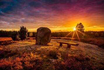 Sonnenuntergang in Heide am Angelbecksteich bei Hermannsburg