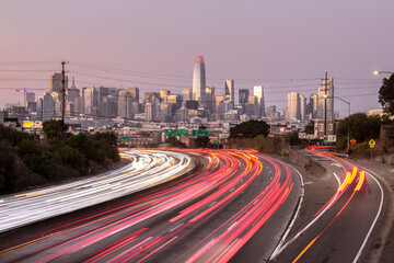 Fototapeta na wymiar San Francisco Skyline in the Evening