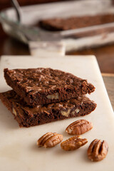 Brownie de chocolate con nueces
