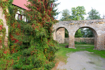Fototapeta na wymiar Czocha Castle, medieval mysterious 13th century fortress, Lesna, Poland