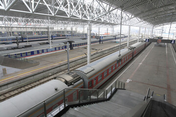 上海駅構内