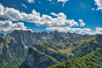Fototapeta premium Panoramic view from the top of the Karaula to the peaks of Volusnica, Talijanka