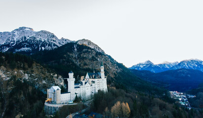 Fototapeta na wymiar Old castle in mountainous terrain