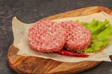 Raw beef cutlet for burger