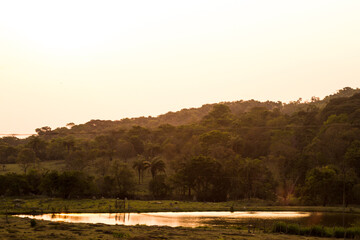 lago e montanha