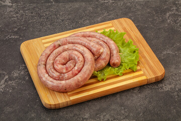 Raw sausage ring for grill