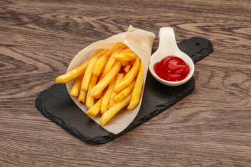 French Fry with tomato sauce