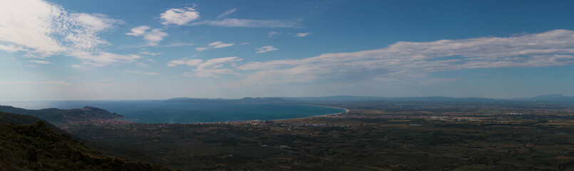 Panramic of the Gulf of Roses