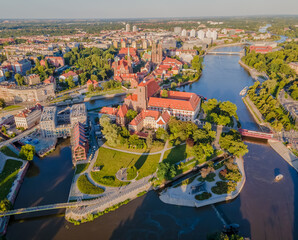 Obraz premium Aerial panoramic view of Wroclaw city old town