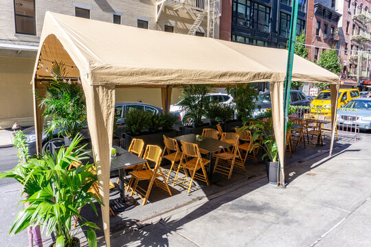 New York / USA - October 3 2020: An Empty Outdoor Restaurant In Downtown Manhattan. Covid Outdoor Dining