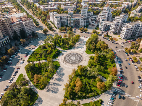 Aerial view of Derzhprom building on freedom square in kharkov
