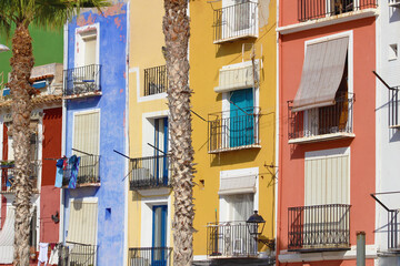 Naklejka premium Casas de colores en Villajoyosa, España