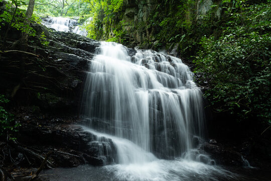 「Cascas」の画像 46,812 件の Stock 写真、ベクターおよびビデオ Adobe Stock
