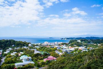 Fototapeta na wymiar 神奈川県逗子の披露山公園から見える江ノ島