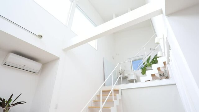 吹き抜け（ティルトダウン）