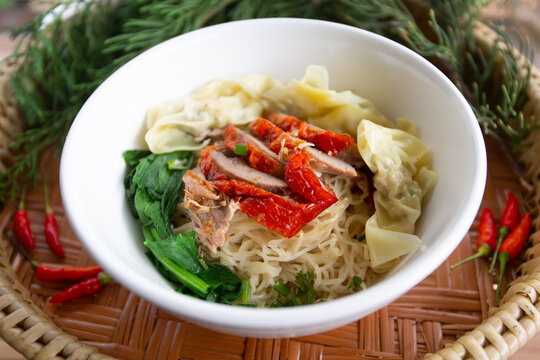 Roasted Duck nooddle