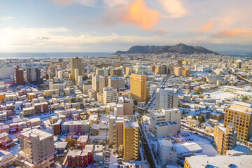 Obraz premium Hakodate city downtown skyline cityscape of Japan .