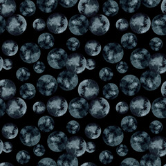 Watercolor seamless pattern with grey circles on black background.