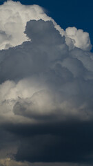 Gros cumulus à développement prononcé