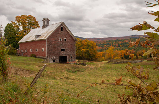 Vermont barn on a cloudy Fall day