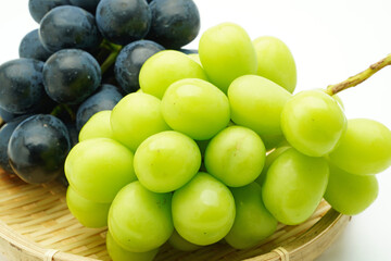 シャインマスカットとナガノパープル