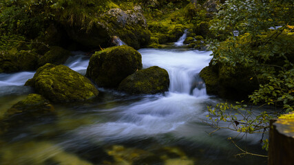Fototapeta na wymiar Bollinger Wasserfälle, Österreich, fließendes Wasser