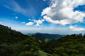 Obraz premium clouds in the mountains
