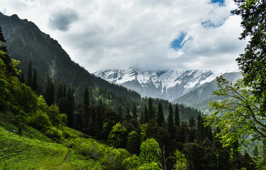 Obraz premium Beautiful mountain landscape background and scenic views