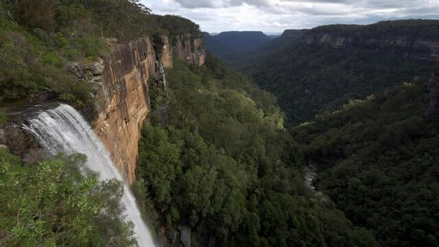 wide angle spring afternoon clip of fitzroy falls at morton national park in the nsw southern highlands of australia