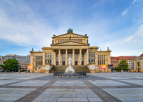 Berlin Hauptstadt Fernsehturm Potsdamer Platz Gandarmenmarkt Museumsinsel Regierunsvirtel 