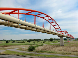 Obraz premium 日本一長い水道橋の荒川水管橋(荒川河川敷) 043