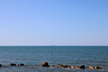 scogli marini della costa del Gargano