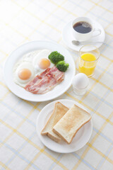朝食