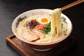 とんこつラーメン