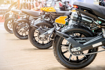 Obraz na płótnie Canvas Motorcycles parked on the motorcycles parking lot