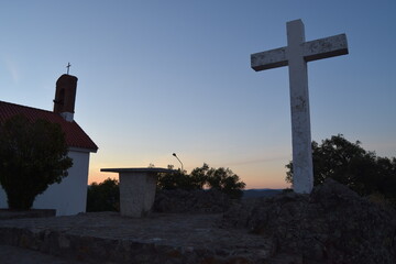 Atardecer en la ermita de la Virgen de los Pinares