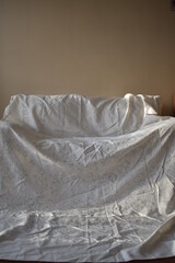 Obraz premium Tela sobre sofá (iluminación menos cálida)