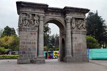 Fototapeta na wymiar Quito, Ecuador - Arch at Parque El Ejido