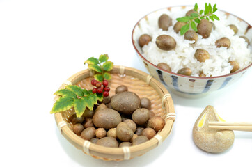 むかごご飯