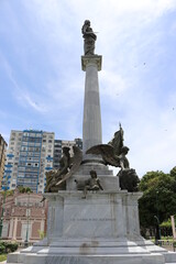 Fototapeta premium statue of monarch
