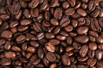 Close Up of a group of roasted Coffee Beans