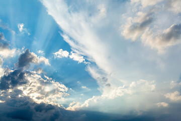 Fototapeta na wymiar White cumulus clouds and a blue sky.